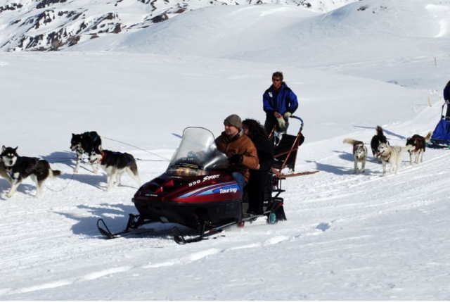  Excursions en motoneige 